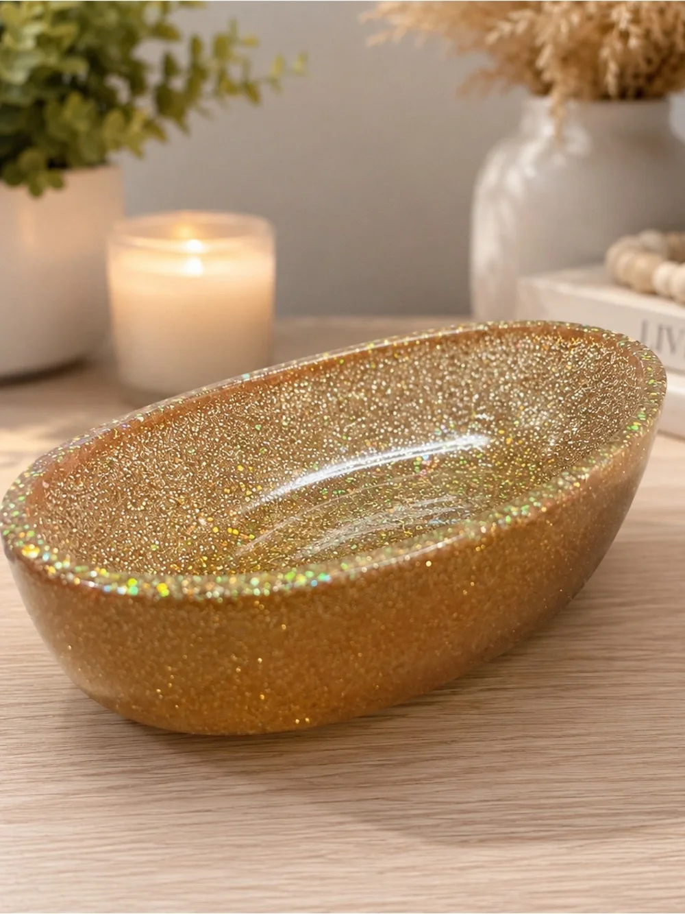Sparkle Oval Soap Dish with Cream Floral Soaps, Catchall trinket tray